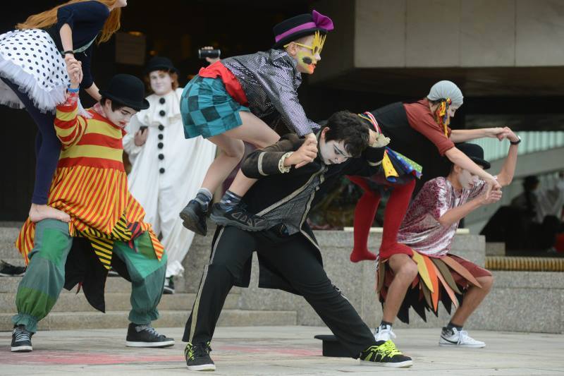 Kliknutím na fotografii zavřete okno