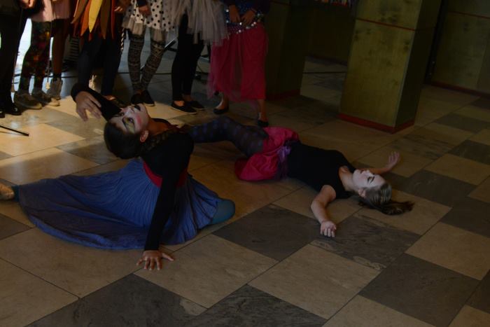 Kliknutím na fotografii zavřete okno