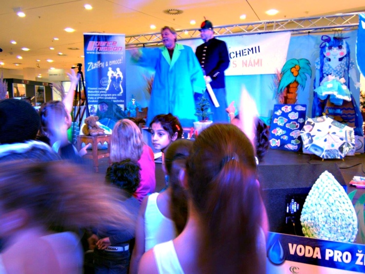 Kliknutím na fotografii zavřete okno