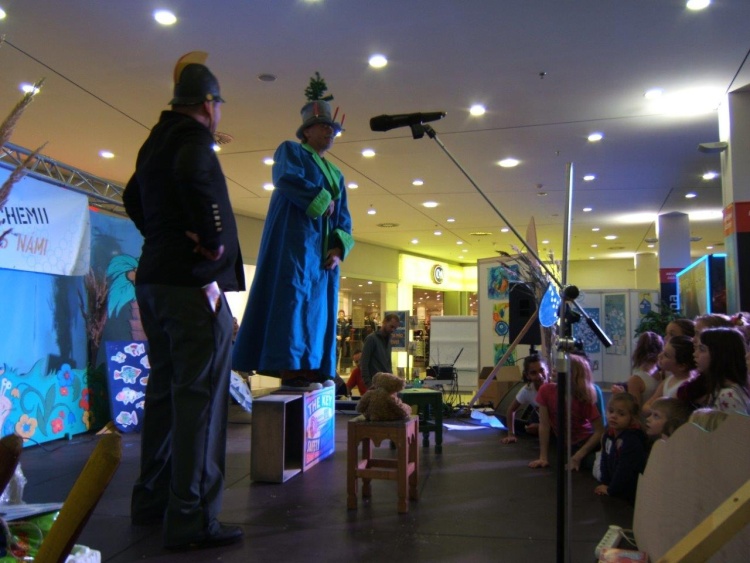 Kliknutím na fotografii zavřete okno