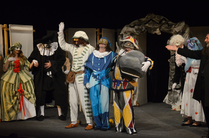 Kliknutím na fotografii zavřete okno