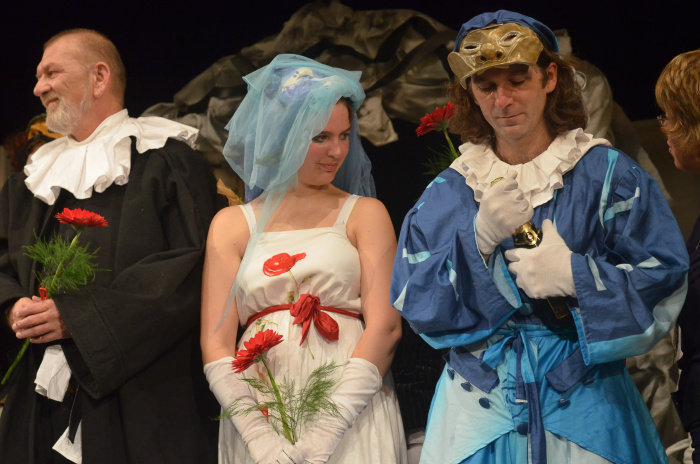 Kliknutím na fotografii zavřete okno