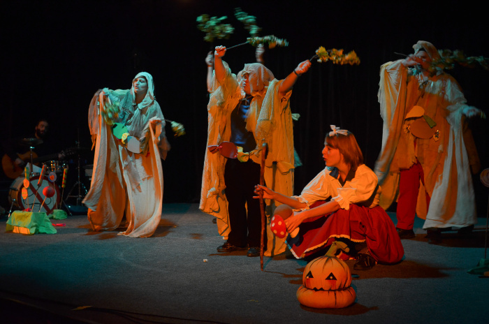 Kliknutím na fotografii zavřete okno