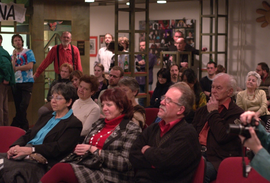 Kliknutím na fotografii zavřete okno