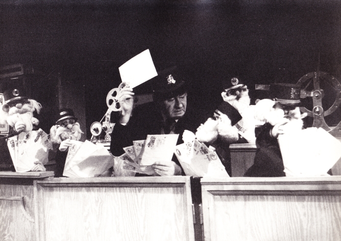 Kliknutím na fotografii zavřete okno