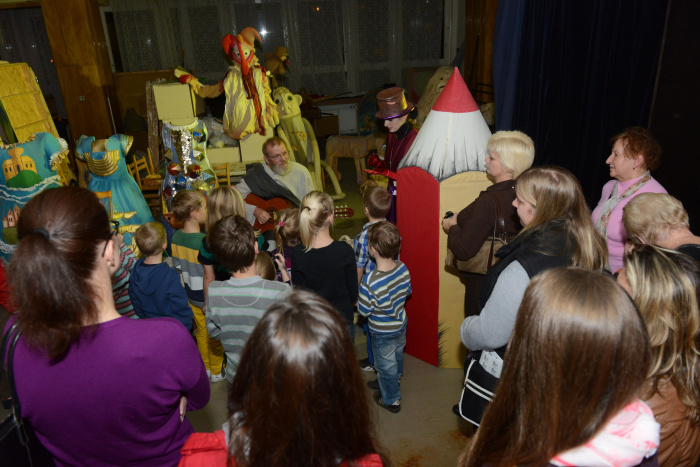 Kliknutím na fotografii zavřete okno