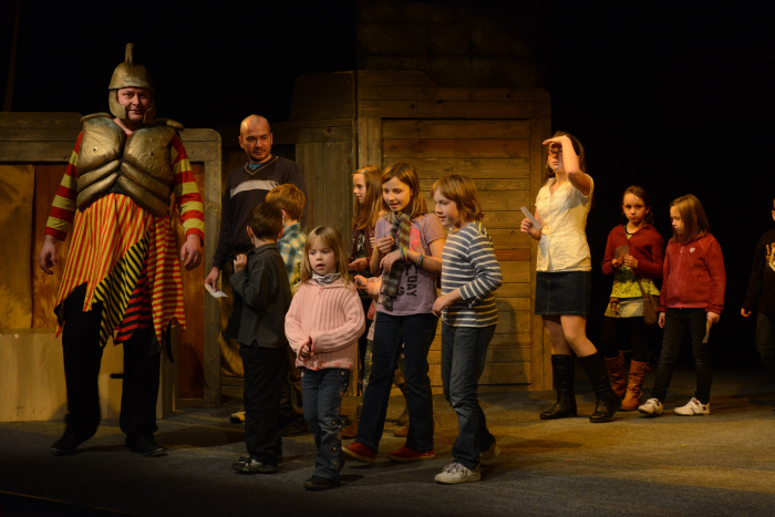 Kliknutím na fotografii zavřete okno